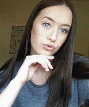 Kyra uit Zuid-Holland,Nederland